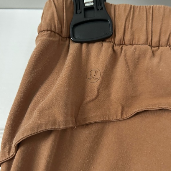 lululemon athletica Pants in Brown - Picture 3 of 5